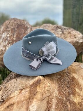 Pegasus Constellation Wide brim slate blue wool hat